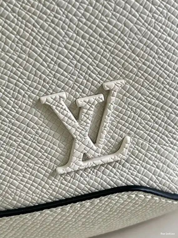 Rep ladies BAG VUITTON SLING AVENUE LOUIS 0215