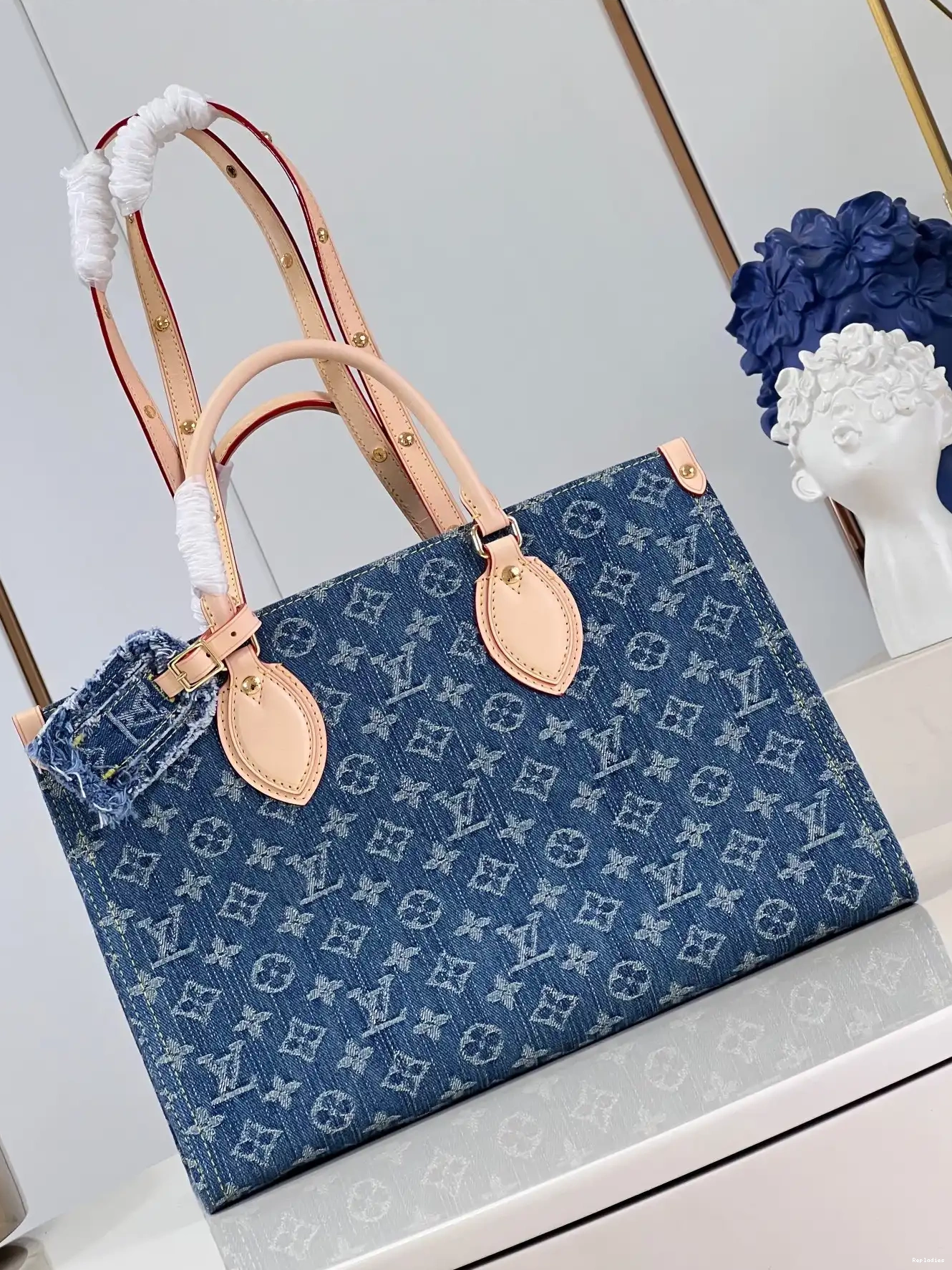 Repzbay LOUIS ONTHEGO MM VUITTON 0215