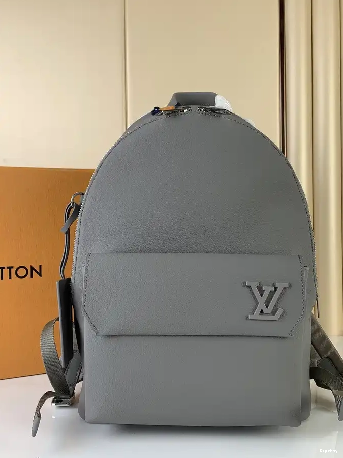 Rep ladies LOUIS VUITTON BACKPACK TAKEOFF 0225