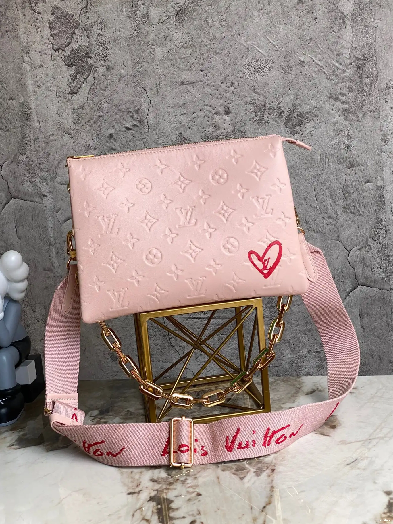 Fake Louis Bags -COUSSIN LOUIS VUITTON LIMITED EDITION PM 0223