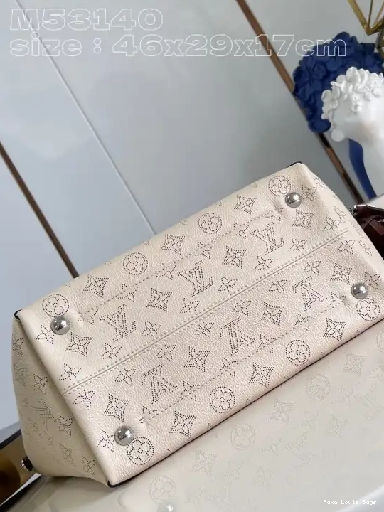 Rep ladies 29.5 x LOUIS VUITTON HINA-46 17CM x 0223