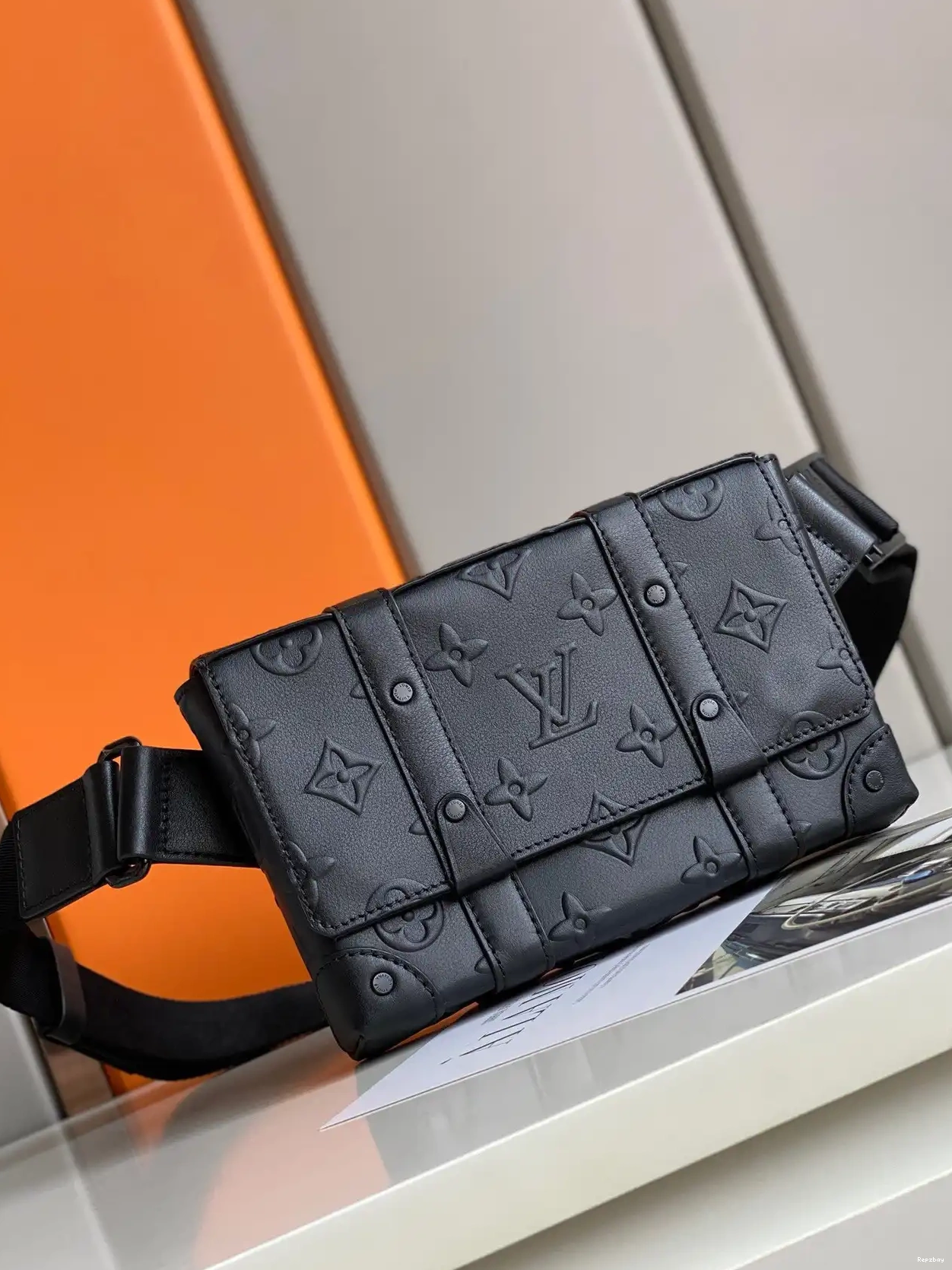 Fake Louis Bags SLINGBAG LOUIS VUITTON TRUNK 0221