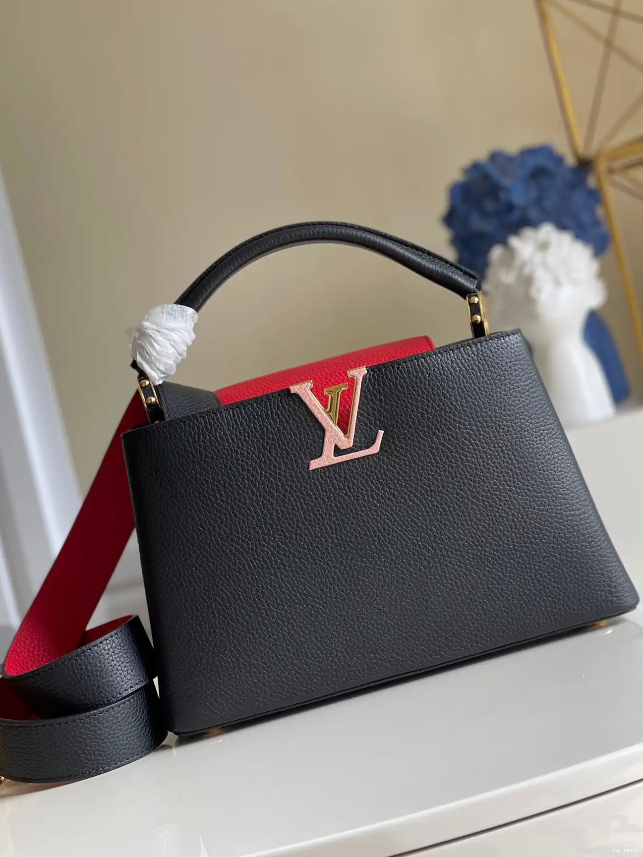 Repzbay CAPUCINES PM LOUIS VUITTON 0224