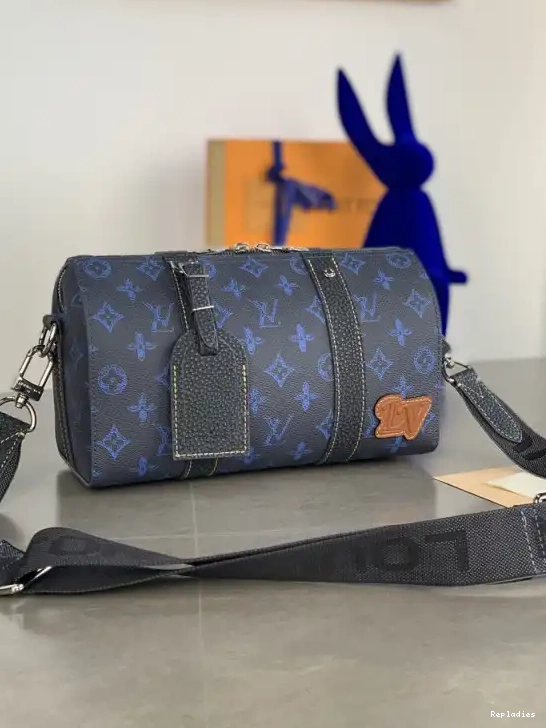 CITY LOUIS VUITTON KEEPALL 0213