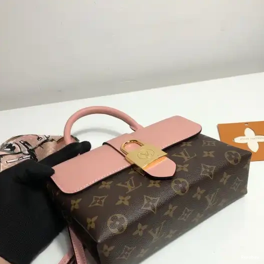 Rep ladies LOCKY LOUIS VUITTON BB 0225