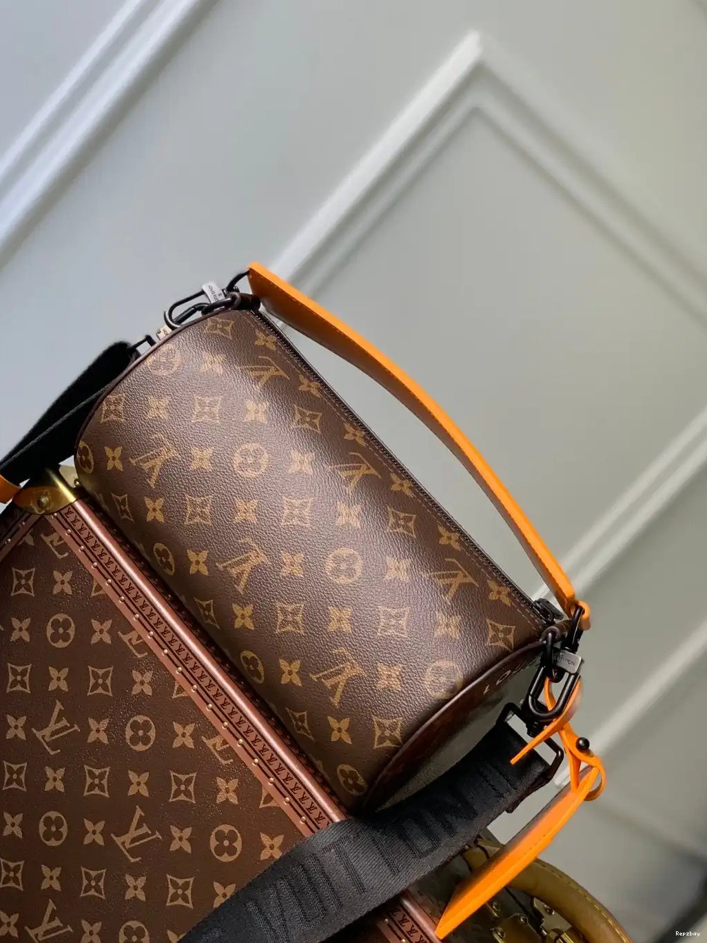 Rep ladies LOUIS Soft Polochon PM VUITTON 0218