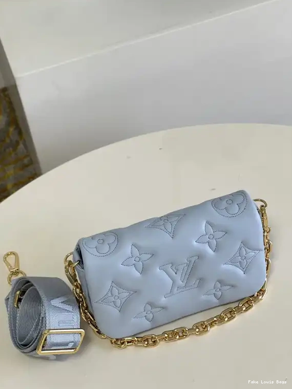 Rep ladies VUITTON ON LOUIS BUBBLEGRAM STRAP WALLET 0214