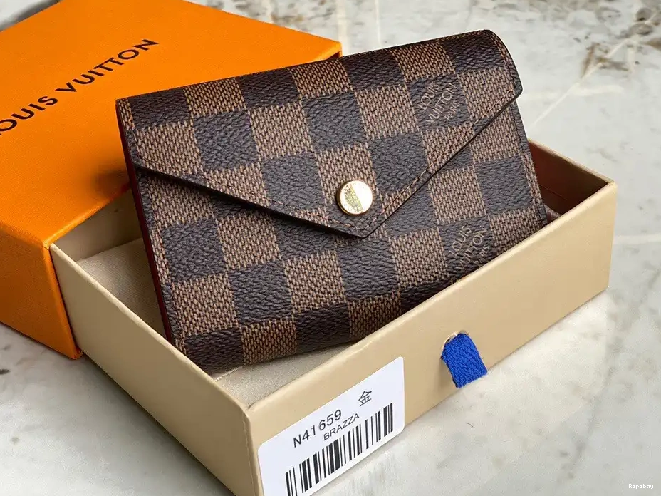 Wallet VICTORINE Louis Vuitton 0227