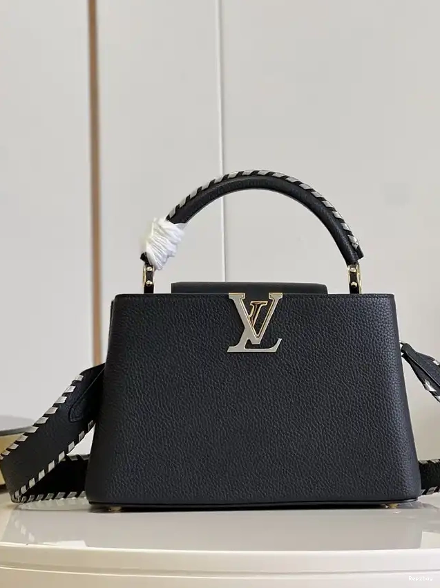 Rep ladies VUITTON LOUIS MM CAPUCINES 0225