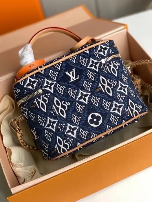 Repladies VUITTON LOUIS 1854 SINCE VANITY PM 0224