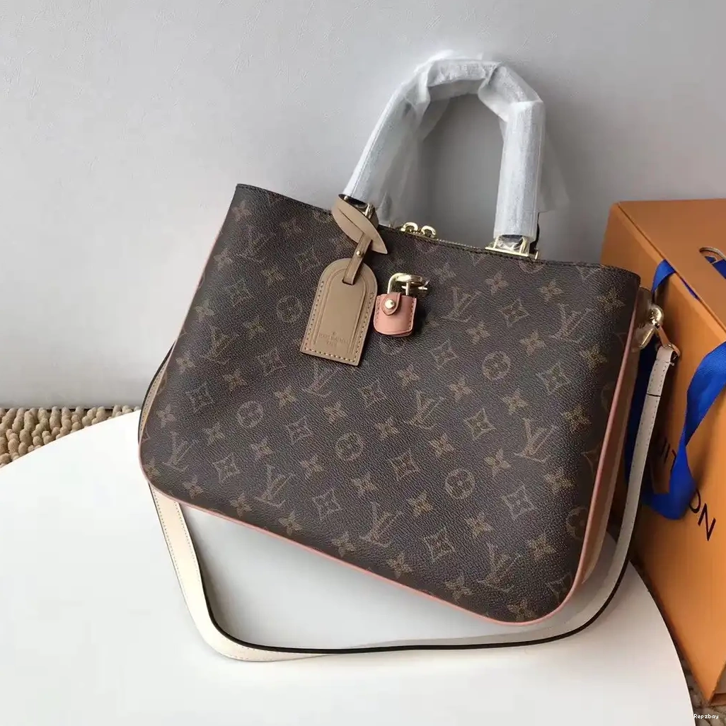 Rep ladies bag Louis Shoulder M44255 Vuitton Millefeuille Camera Saintonge 0221