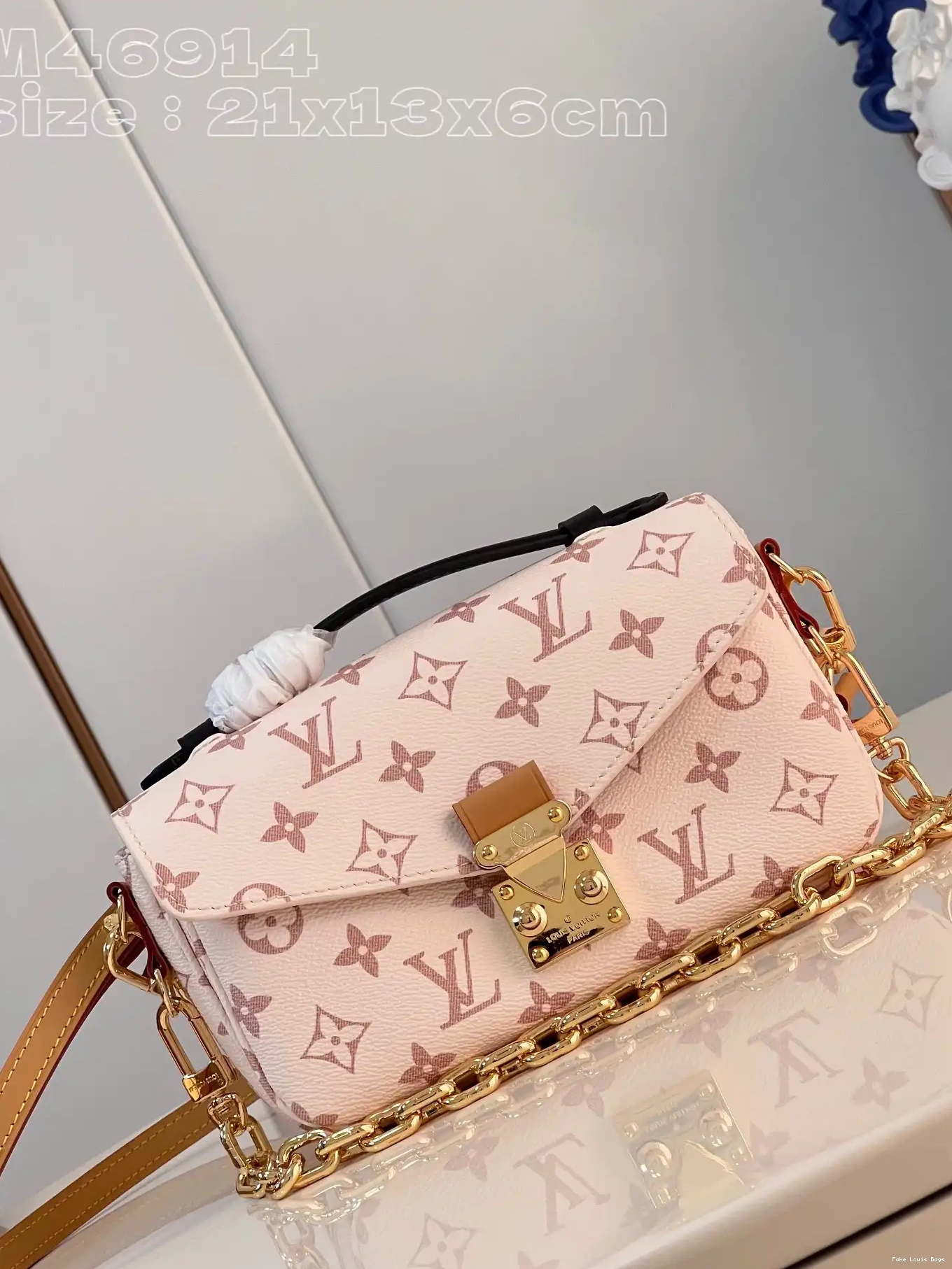 Rep ladies VUITTON WEST LOUIS METIS EAST POCHETTE 0222