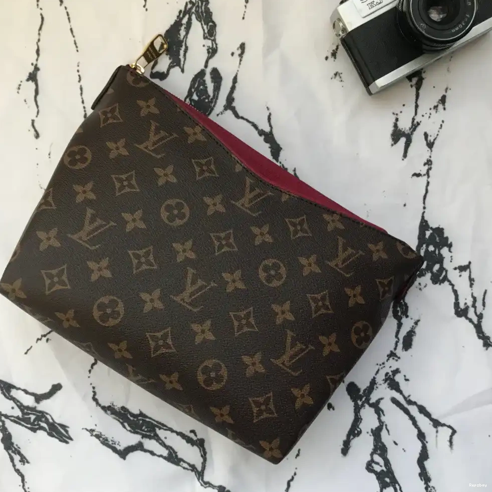 Repladies CASE Vuitton BEAUTY Louis PALLAS 0225