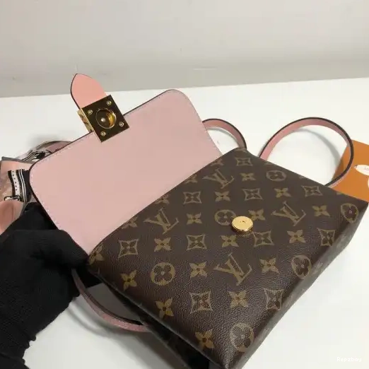 Rep ladies LOCKY LOUIS VUITTON BB 0225