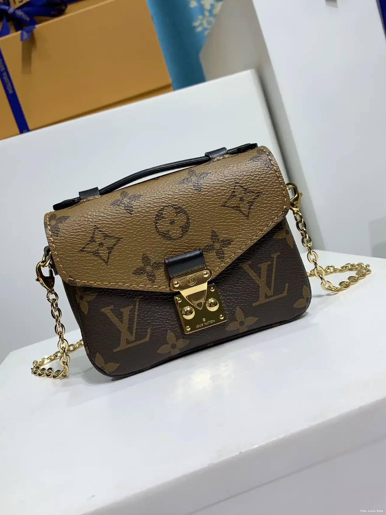 Rep ladies Louis Vuitton METIS MICRO 0214