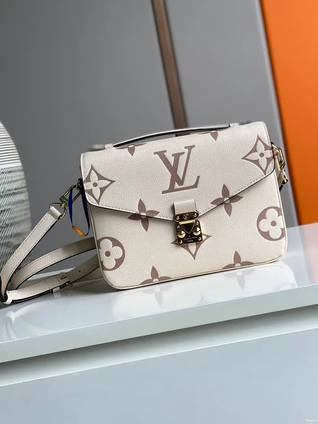 Fake Louis Bags VUITTON POCHETTE LOUIS MÉTIS 0221