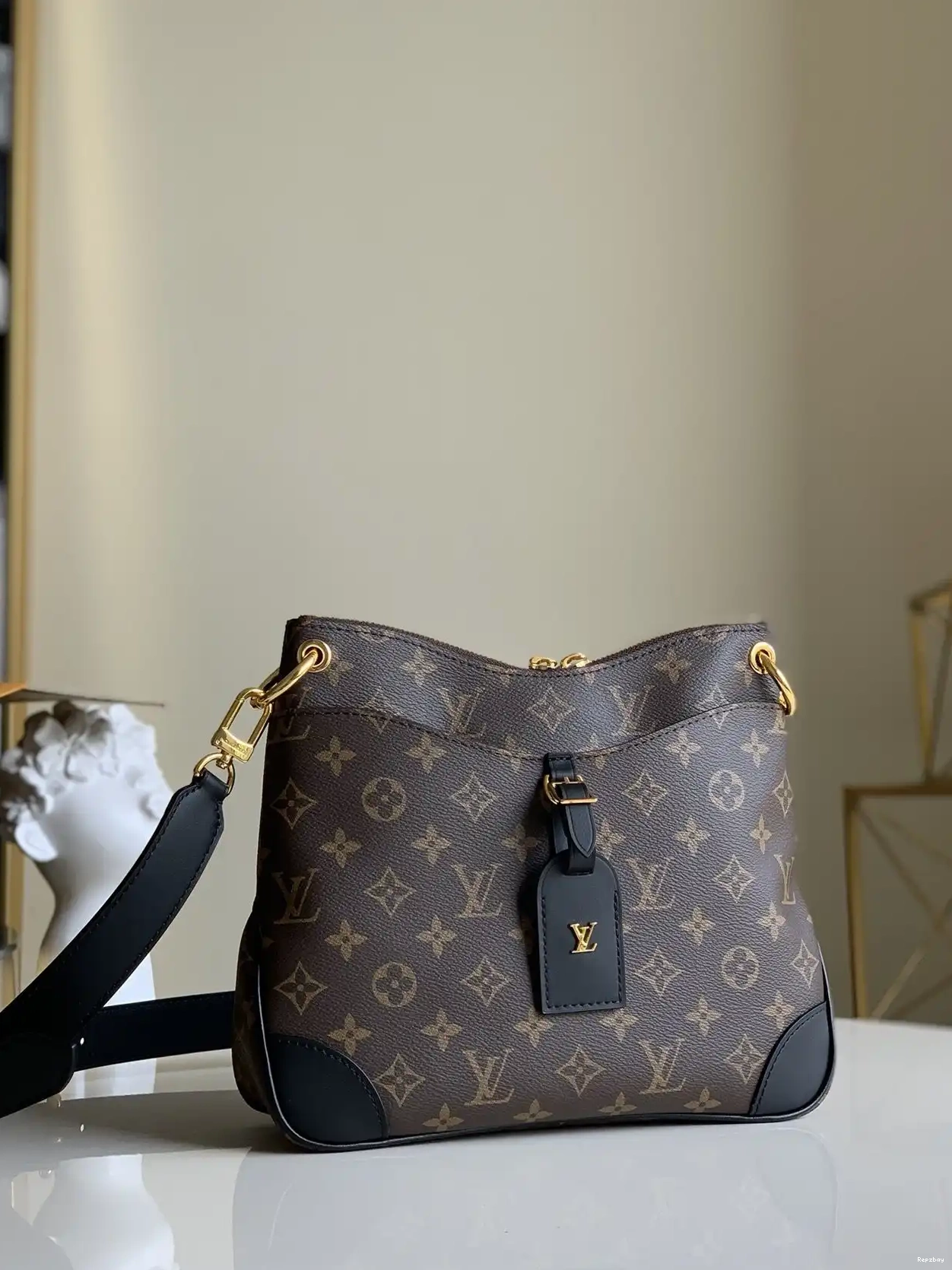 Repzbay PM LOUIS VUITTON ODÉON 0222