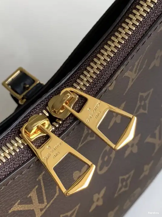 Repzbay PM LOUIS VUITTON ODÉON 0222