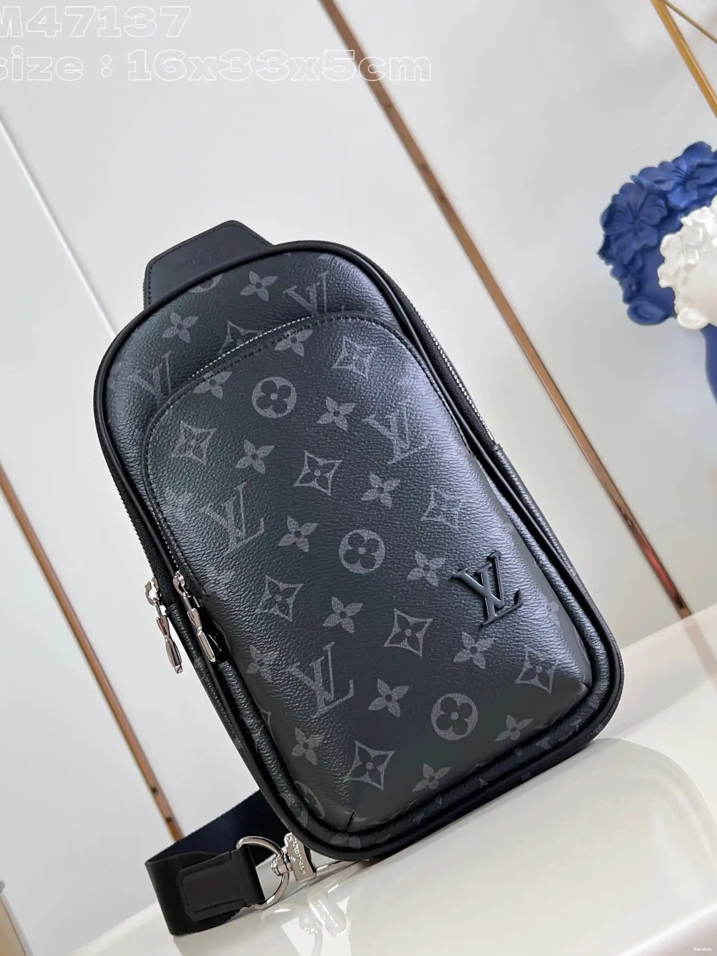 Rep ladies VUITTON LOUIS Avenue Slingbag-16*33*5.7CM 0219