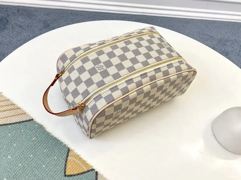 Fake Louis Bags TOILETRY VUITTON LOUIS BAG 0223