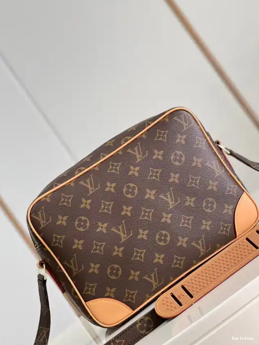 Fake Louis Bags MESSENGER LOUIS VUITTON 0301