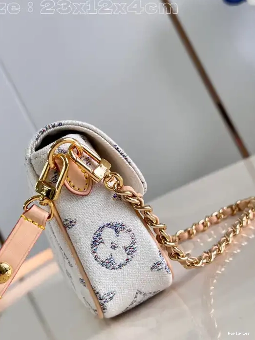 Fake Louis Bags Chain Wallet Ivy-23.5*12*4.3cm VUITTON on LOUIS 0303