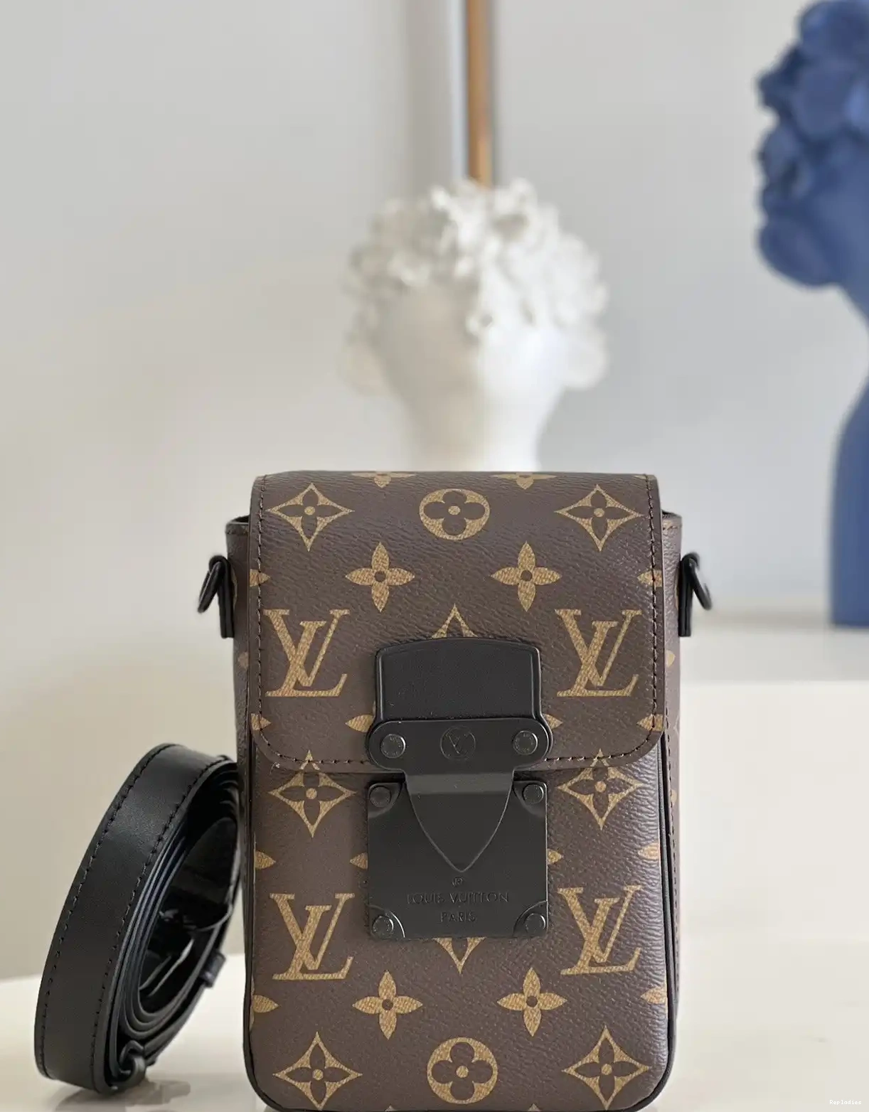 Repzbay WEARABLE S-LOCK VUITTON VERTICAL WALLET LOUIS 0304