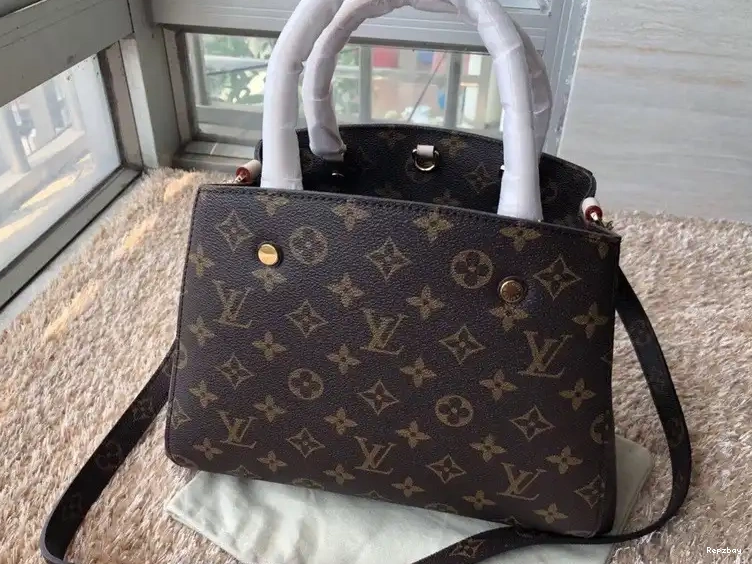 BB Louis Vuitton MONTAIGNE 0302