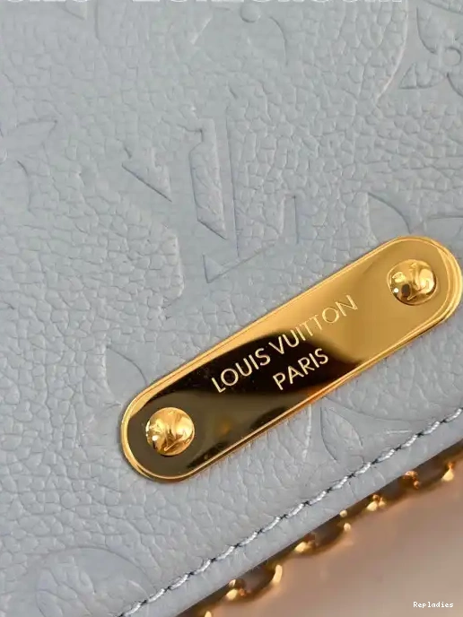 Repladies VUITTON Chain LOUIS On Lily Wallet 0301